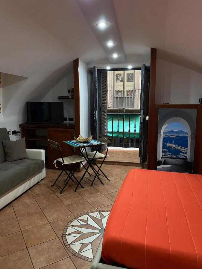 Home In Love: Balconcino Spaccanapoli Exterior foto