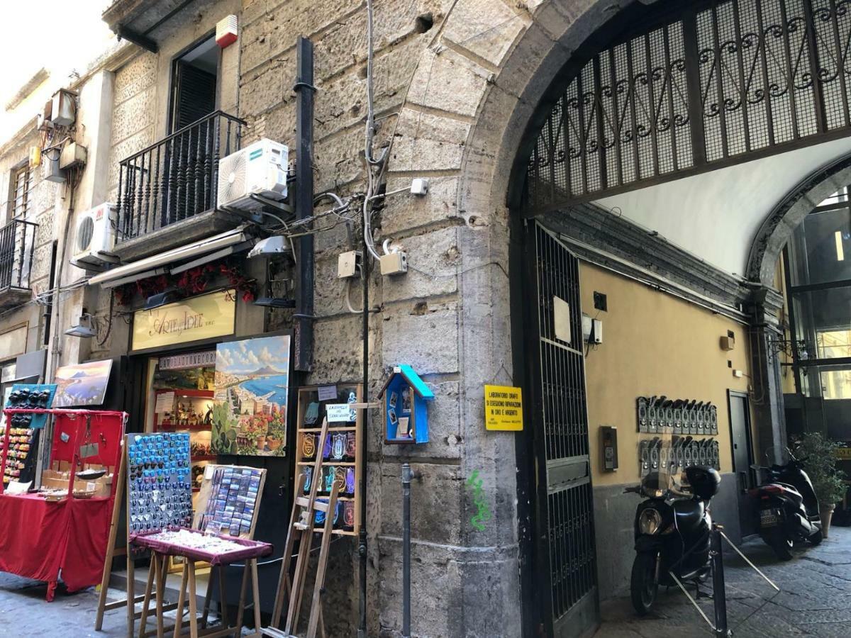 Home In Love: Balconcino Spaccanapoli Exterior foto