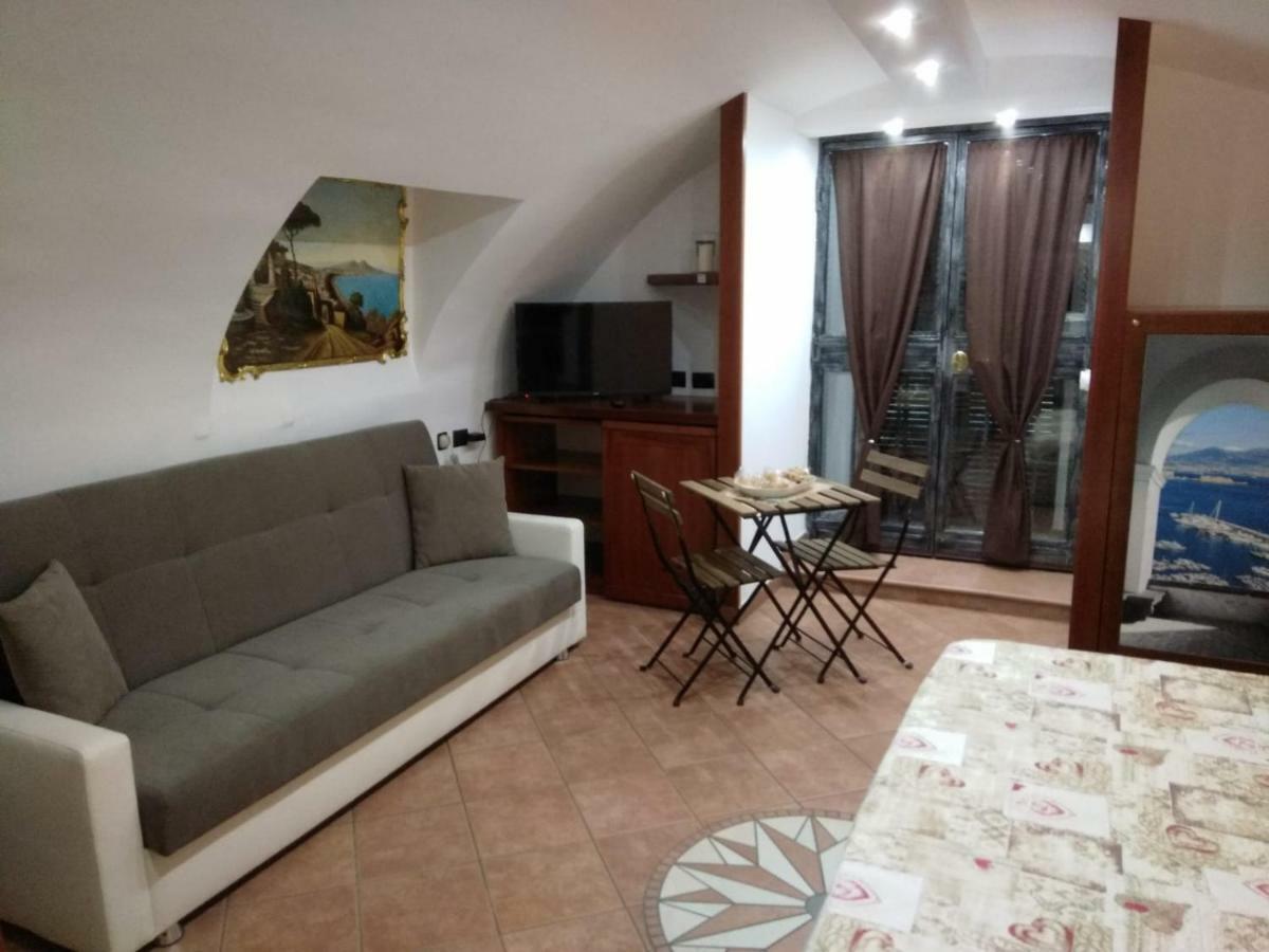 Home In Love: Balconcino Spaccanapoli Exterior foto